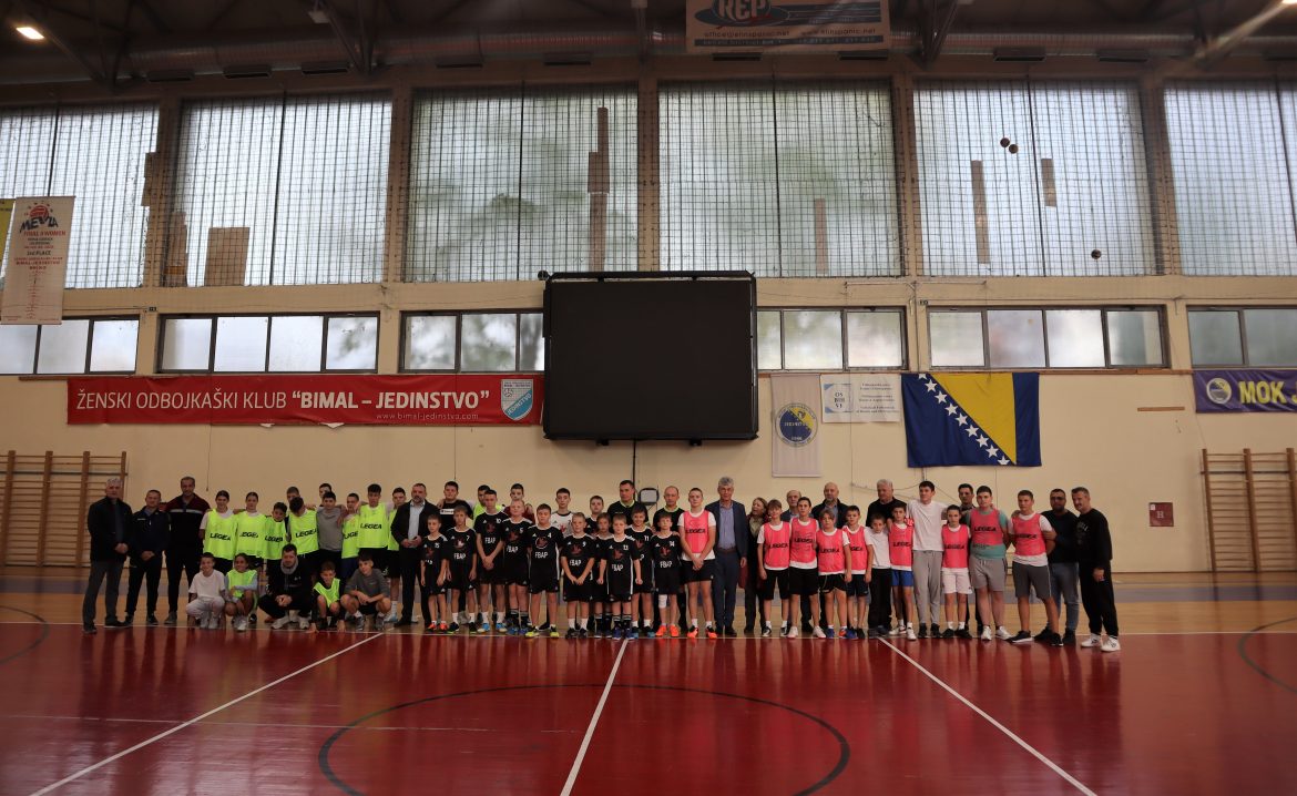 Započelo međuškolsko takmičenje u futsalu