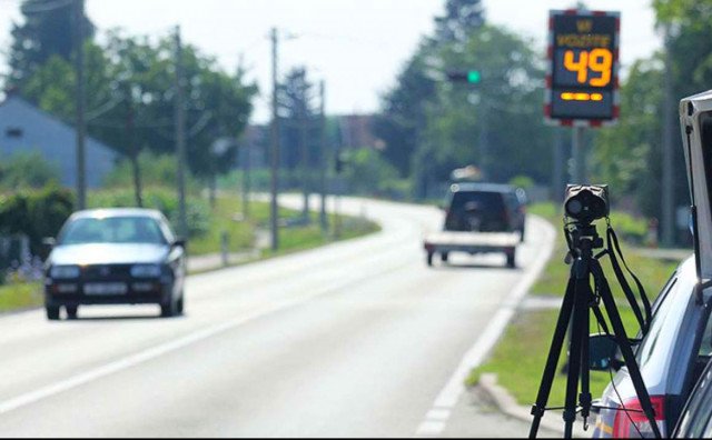Pripadnici Jedinice saobraćajne policije Policije Brčko distrikta BiH, vršit će pojačanu kontrolu brzine kretanja vozila: