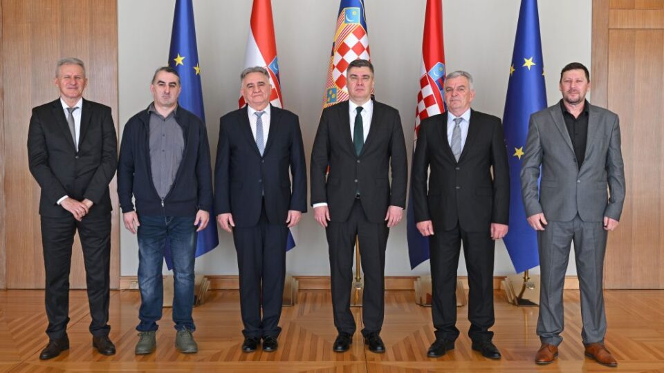 Predsjednik Milanović razgovarao s predstavnicima udruga dragovoljaca i veterana HVO-a iz Brčko distrikta u BiH