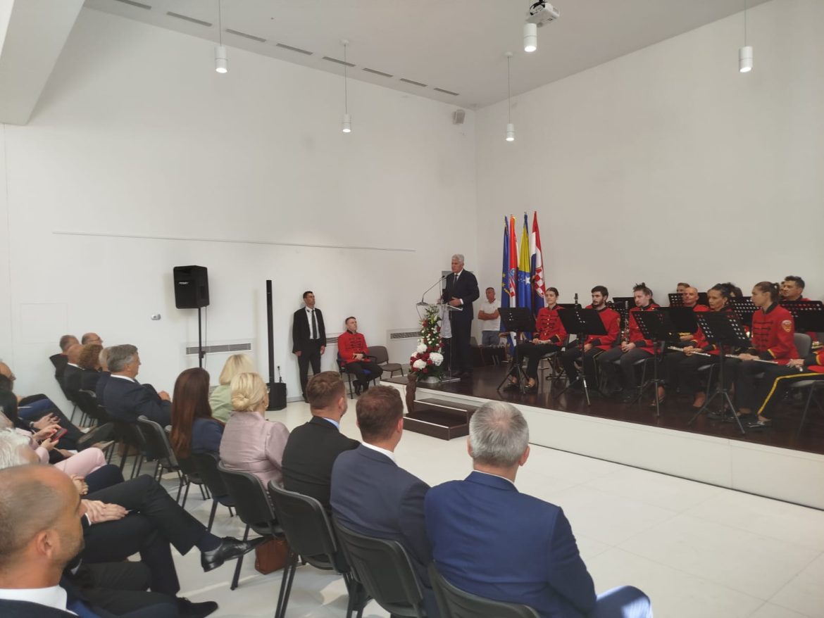 Svečana ceremonija potpisivanja Ugovora o (su)financiranju iz Državnog proračuna Republike Hrvatske (RH)