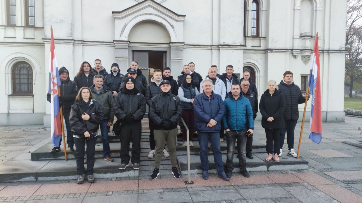 Kolona sjećanja ka Vukovaru krenula i iz Brčkog