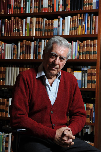 Umro legendarni Mario Vargas Llosa (89), pisac i nobelovac