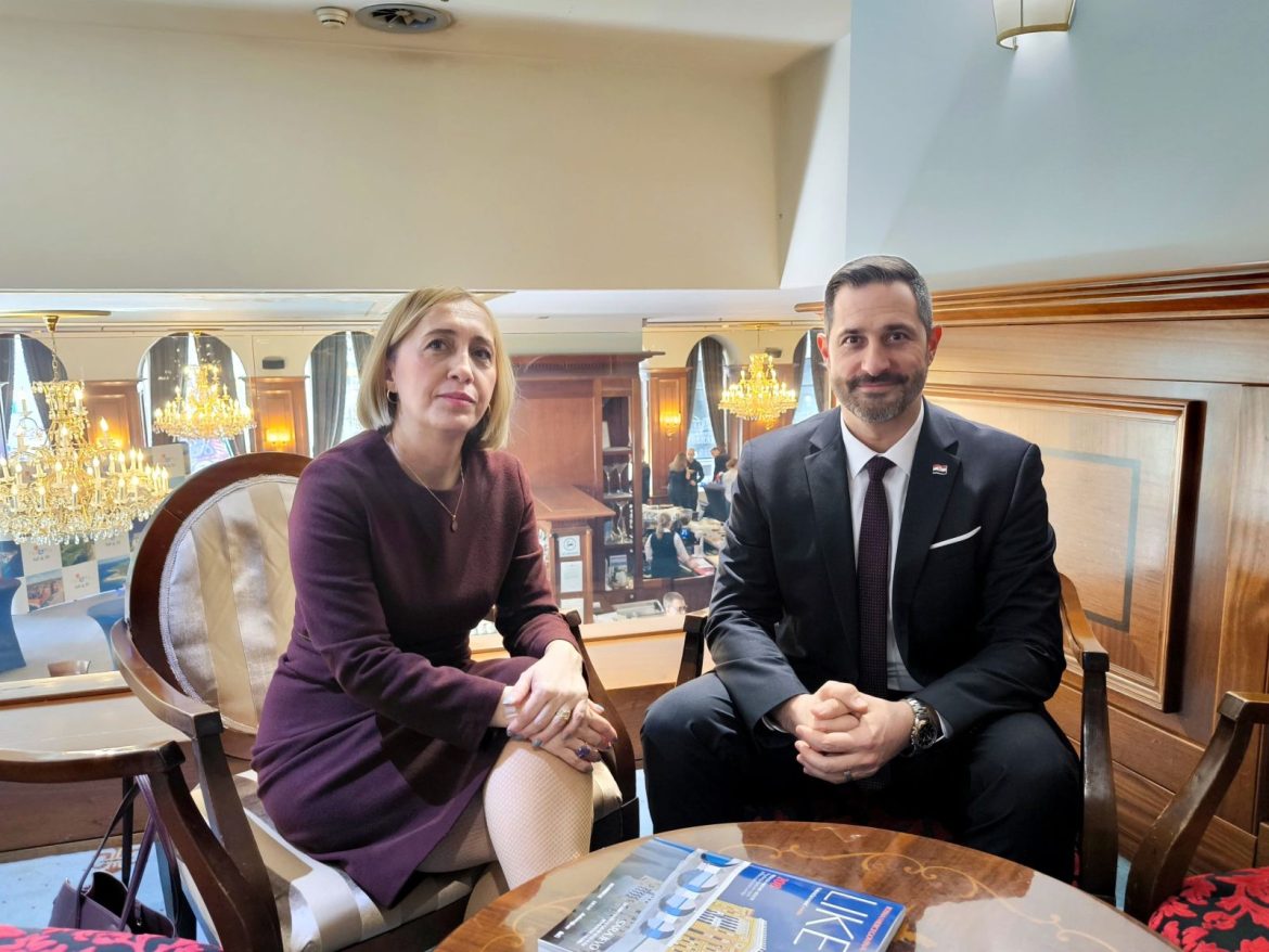 Ministrica Pozder razgovarala s hrvatskim ministrom turizma i sporta Tončijem Glavinom o jačanju regionalne saradnje
