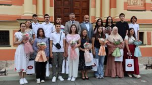 Učenici generacije na prijemu kod gradonačelnika